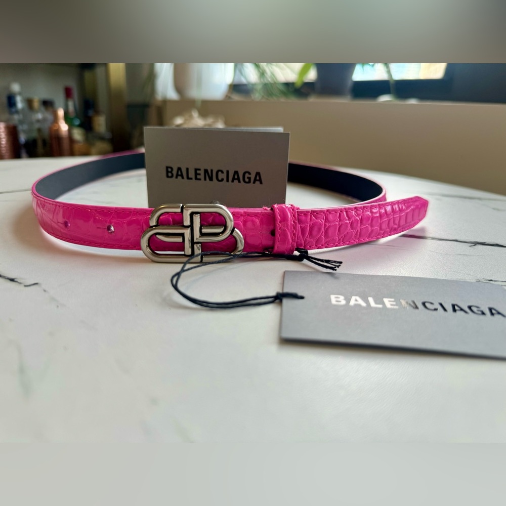 BALENCIAGA BB buckle Crocodile Embossed Leather Pink Narrow Skinny Belt Size 80 - Picture 3 of 5